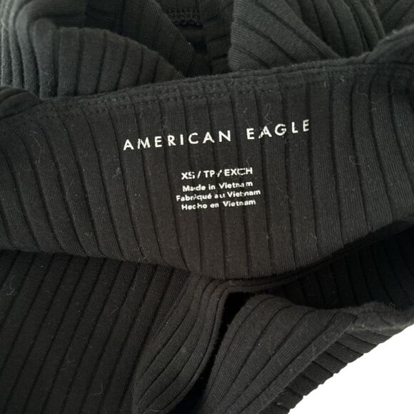 AMERICAN EAGLE Sleeveless Crop Tank‎ Black Ribbed Sz XS - Picture 3 of 4